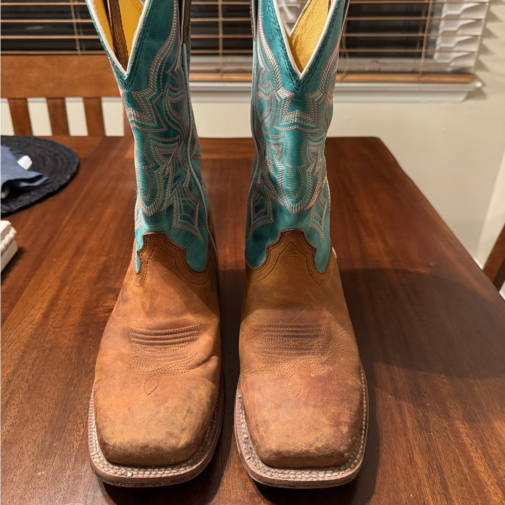 Justin Boots Teal and Brown Heeled Boots - Picture 5 of 8